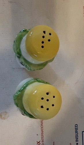 Grantcrest  Vintage Salt & Pepper Shakers Japan Good Cond. 1 Missing Cork Photos - Picture 5 of 9