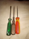 Lot Of Three Vintage Screwdrivers One Wood Handle — photo 1