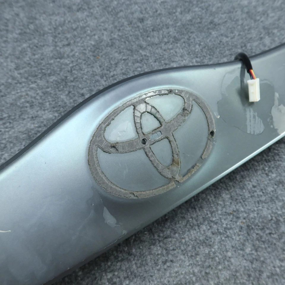 04-09 Toyota Prius porta traseira escotilha alça de elevação botão TIDELAND verde FUNCIONA FABRICANTE DE EQUIPAMENTO ORIGINAL - Imagem 4 de 4