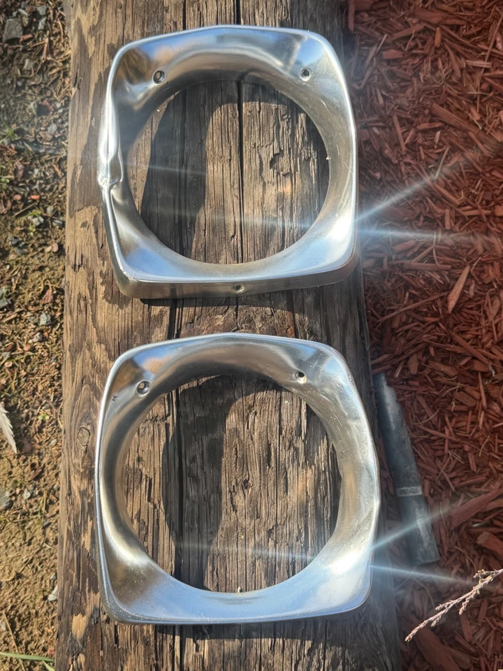 Оригинальная левая решетка для бритвы Jeep FSJ Cherokee Chief J 10 74–78 годов выпуска - Изображение 4 из 4