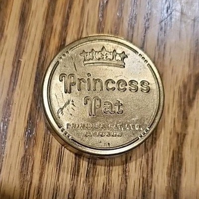 PRINCESS PAT ROUGE PURSE COMPACT W/ MIRROR U.S.A. Chicago 