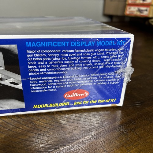 Guillows Build N Show Catalina PBY-5a Flying Boat Model Kit 2004 1/28 - Picture 9 of 14