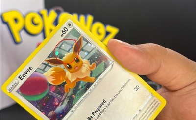 HD Eevee SWSH212 Promo Karten Cosmo Holo