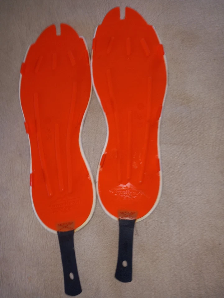 Korkers Omnitrax V3.0 Interchangeable Felt Fishing Soles, White/Orange - Image 2 of 2