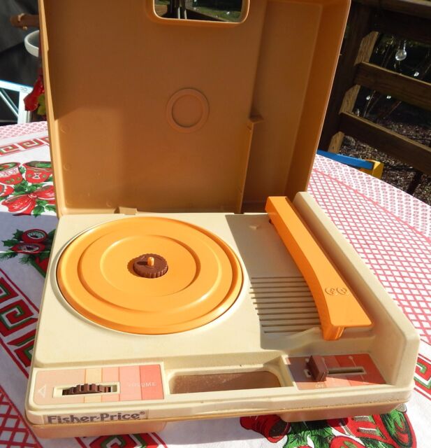 VINTAGE FISHER PRICE 1978 - PHONOGRAPH TURNTABLE 33 45 - #825 - WORKS GREAT