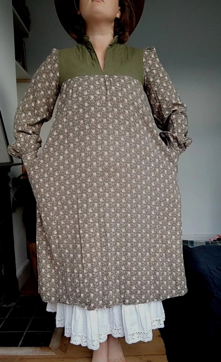 Laura ashley smocked dress 2025