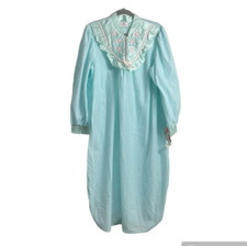 VTG NWT Ashley Taylor Fleece and Satin Bib Cuffs Nightgown Size Large Made USA