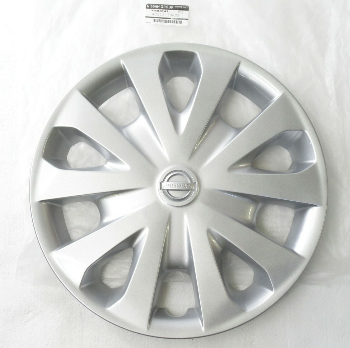 T*a様 NISSAN カバー 40315-A0200 4個セット Genuine OEM Nissan 40315-3BA0B 15