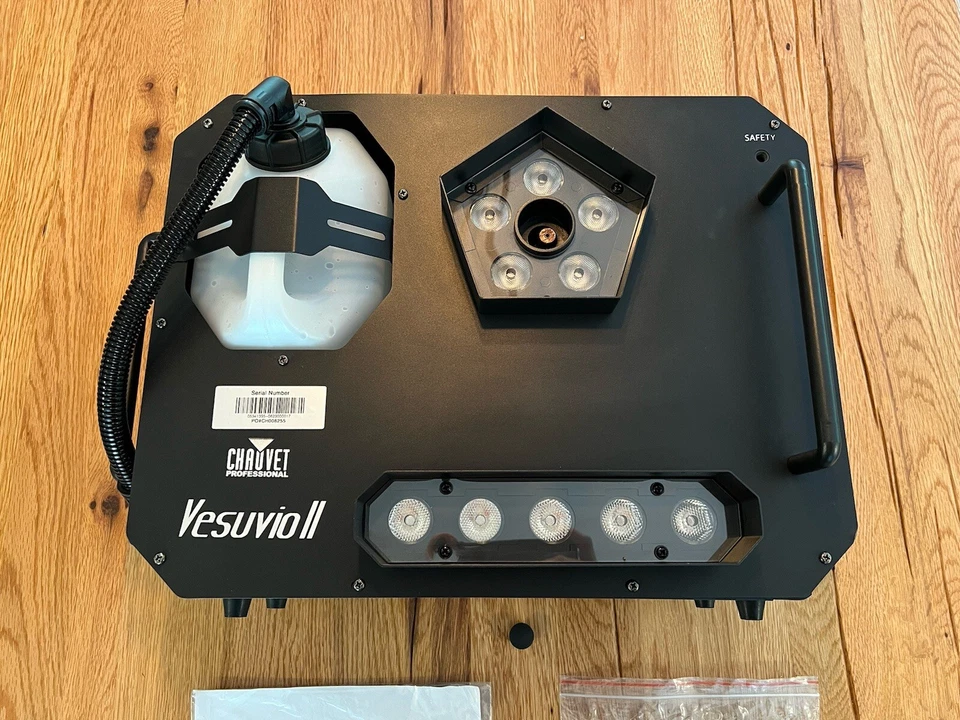 Chauvet DJ Vesuvio II RGBA+UV Fog Smoke Machine DMX With Power Cable Unwired - Image 2 of 4