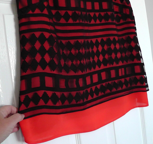 Women's Principles Size 14 Petite Orange & Black Diamond & Square Pattern Top - Picture 8 of 11