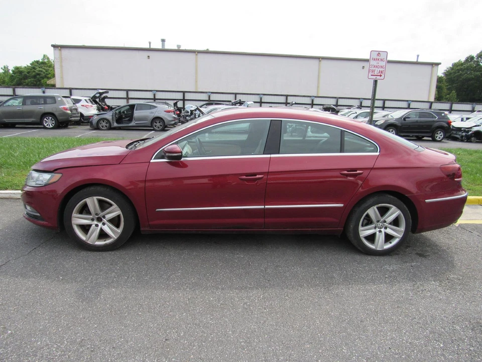 Moldura basculante izquierda VW CC 13 14 15 16 17 SOLO RECOGIDA Foto 2 de 4