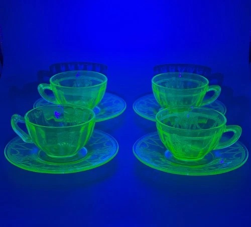 4 VTG Anchor Hocking Ballerina Cameo Green Depression Cup & Saucer sets