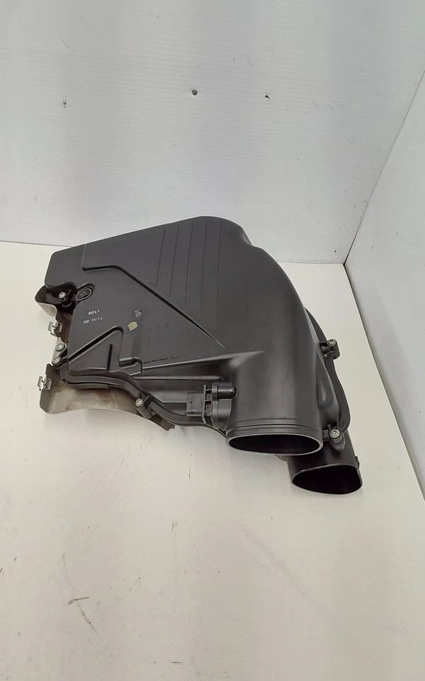 BMW Active Hybrid 2012 7 carcasa de filtro de aire del motor delantero izquierdo OEM 7577464 Foto 3 de 4