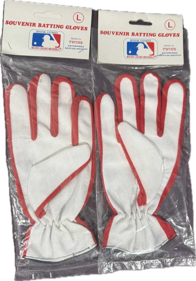 Vintage 1980s New Minnesota Twins Souvenir Batting Gloves Set Of 2 NWT Mint - Image 2 of 2