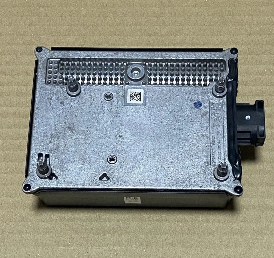 Mercedes Genuine Distronic Radar Sensor A0009007907 - Image 2 of 4