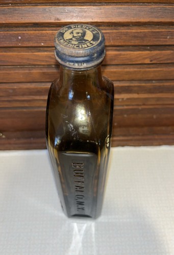 Antique Dr. Pierce's Golden Medical Discovery Bottle w/Label Contents Buffalo NY - Picture 2 of 8