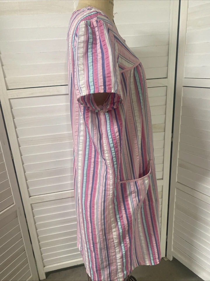 Vestido Rosa K Snap Up Perla Botón Casa Talla Bata Rayas Bolsillos Talla Grande Foto 4 de 4