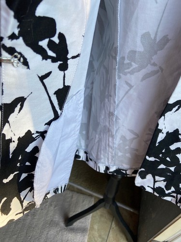 Erin Blazer Black/White Abstract No Size1X ? Med.Wt Cotton 1 Hk/Eye.Really Cute - Picture 8 of 9