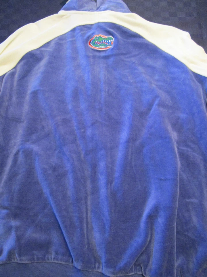 CHAQUETA DE TERCIOPELO AZUL NUEVA CON ETIQUETAS TOUCH BY ALYSSA MILANO FLORIDA CATORS CREMALLERA FRONTAL XL Foto 3 de 3