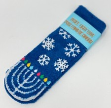 BATH  BODY WORKS BLUE SNOWFLAKE MENORAH SHEA INFUSED LOUNGE SOCKS NON SKID COZY