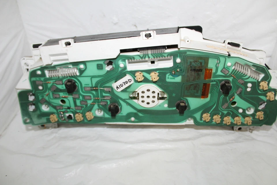 Speedometer Instrument Cluster 2003 Ford E150 E250 E350 E450 VAN 239,868 Miles - Image 2 of 4