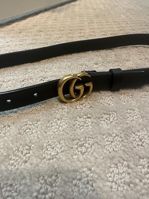 Gucci Skinny Women's Black Leather GG Buckle Belt size 82 CM Gucci Skinny Women's Black Leather GG Buckle Belt size 82 CM