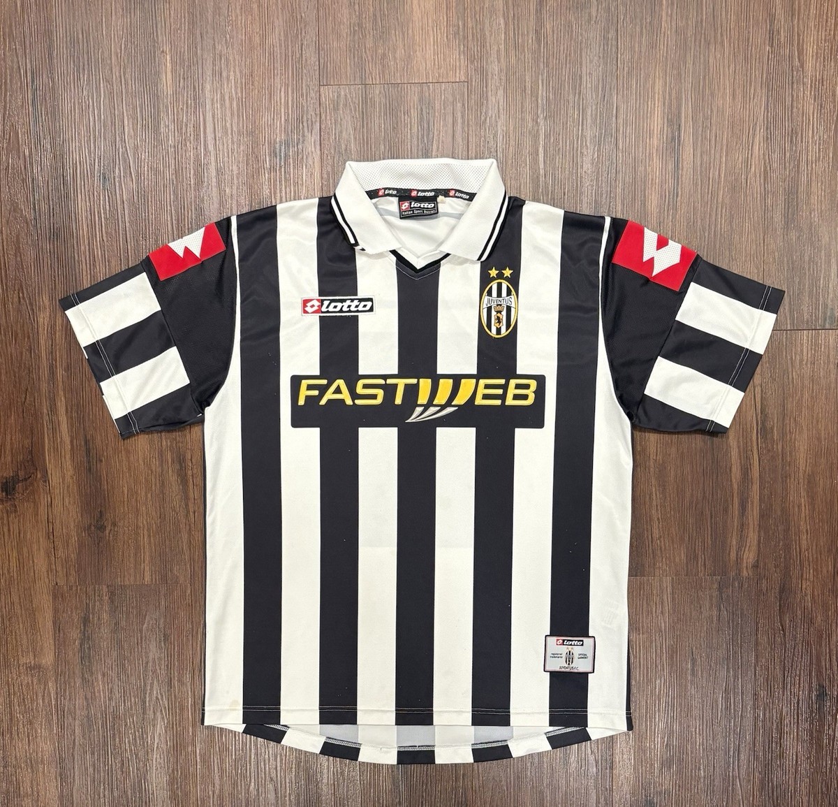 Vintage Lotto 2001/2002 Juventus FC Home Kit Soccer Jersey
