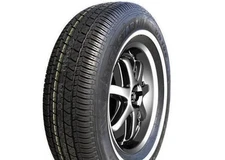 1 New Travelstar Un105  - P205/75r15 Tires 2057515 205 75 15