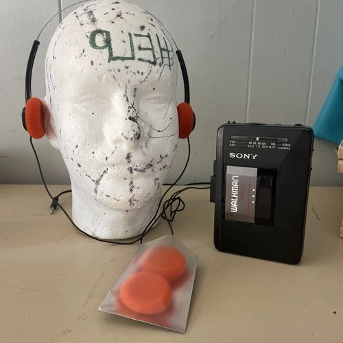 ⭐ Sony Walkman WM-AF23 FM/AM Cassette Player W Original Headphones