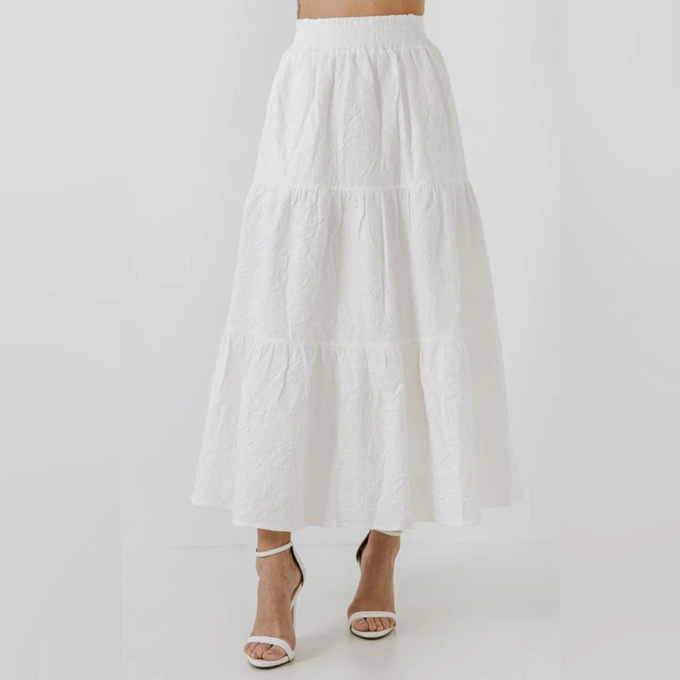 Falda midi blanca con textura floral rosa sin fin talla mediana nueva con etiquetas Foto 2 de 4