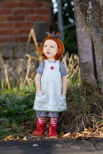 NEU - ATHENA - Zwergnase Junior Doll Puppe 50 cm - 19,75 Zoll - KOSTENLOSER VERSAND - Bild 4 von 4