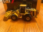 Tonkin 1:50 Caterpillar CAT 966K wheel loader diecast model construction — photo 2
