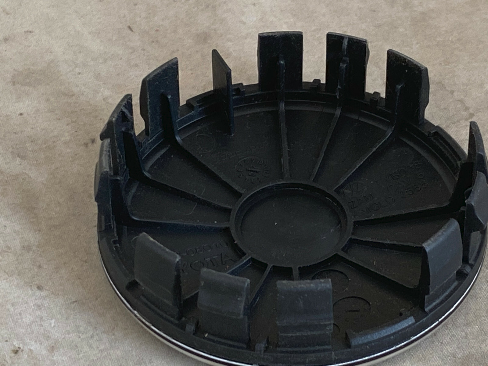 201920 Toyota Highlander Wheel Center Hubcap Hub Cover Cap OE Black