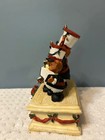 Vtg Musical Wellington Bear Band Wish you a Merry Christmas Wreath Music Box — photo 3
