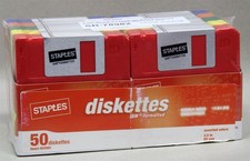 STAPLES 3.5" Floppy Disks 50 Pack Assorted Color Diskettes 1.44MB IBM Format New