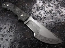 CUCHILLO RASTREADOR DE CAZA UBR PERSONALIZADO HECHO A MANO ACERO AL CARBONO CON FUNDA DE CUERO
