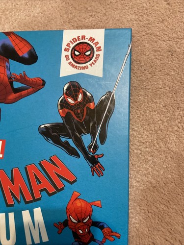 Marvel Spider-Man Museum: The Story of a Marvel Comic Book Icon by Ned Hartley - Picture 3 of 22
