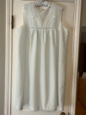 Vintage 1960s Barbizon Blue Poly CottonNightgown, Lace Trim  Embroidery Size L