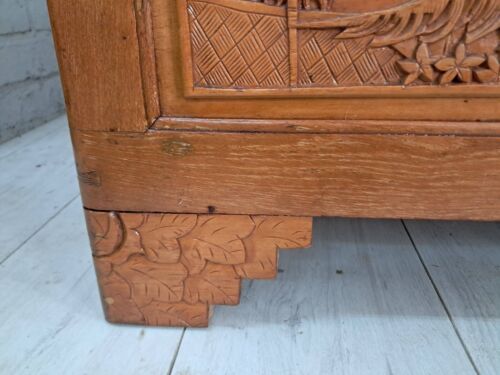 Vintage Chinese Carved Trunk Antique Camphorwood Large Chest Coffee Table 1950 - Picture 17 of 22