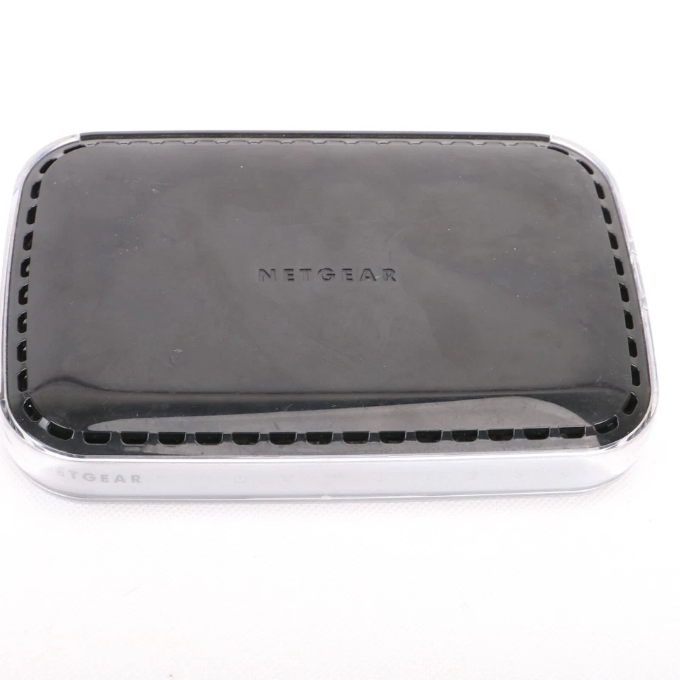 Netgear N150 150 Mbps 4-Port 10/100 Wireless N Router WNR1000v3 - Image 3 of 4