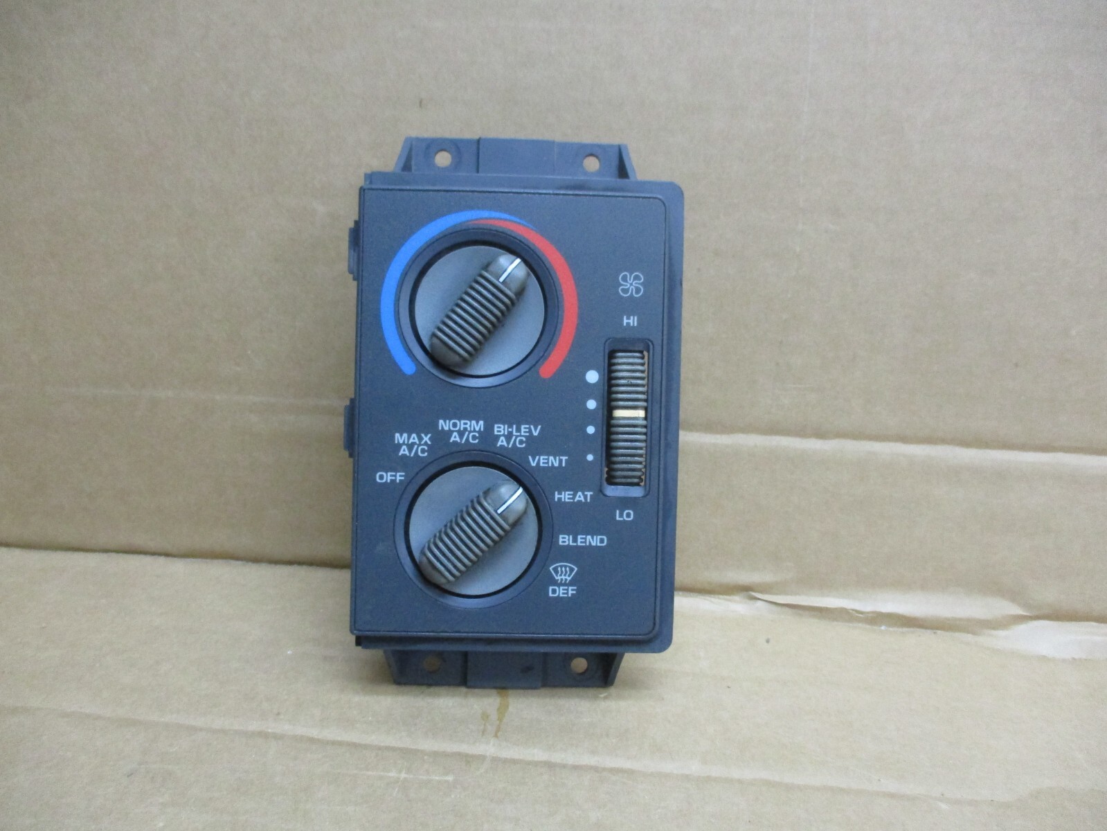 94 95 96 97 Chevy S10 Blazer Temperature Climate Control Dash A/C Heat 1994-1997