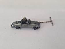 MG B Roadster 3D CAR Tack Tie Pin With Chain ref129