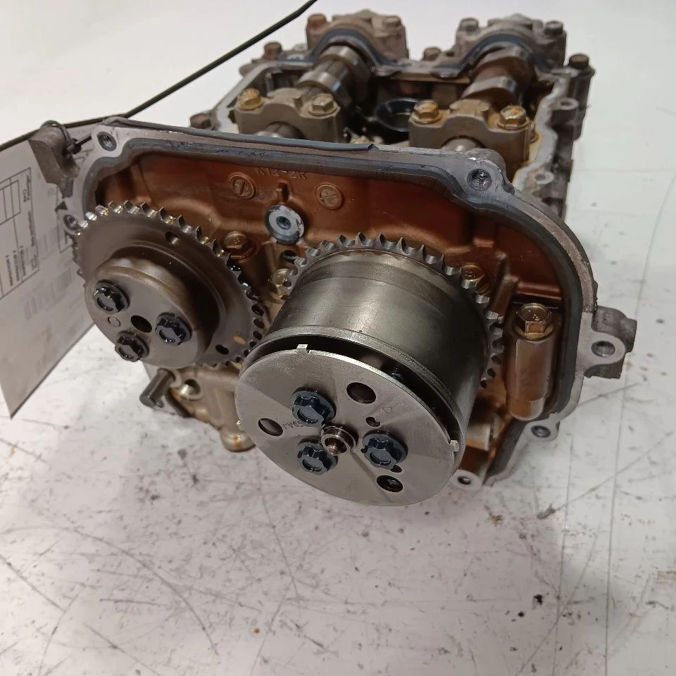 乘客右发动机气缸盖 2.4 升 适合 15 - 19 斯巴鲁 Legacy — 第 2/4 张图片