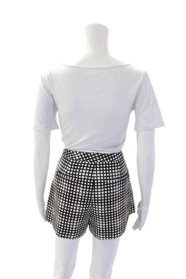 Pantalones cortos L'Agence para mujer con estampado de cuadrícula detalle plisado puños anchos negros talla 6 Foto 3 de 4