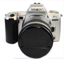Minolta Maxxum STsi 35mm SLR Camera Kit Promaster 28-105mm Zoom Lens Autofocus
