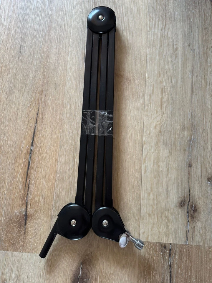 Dynamisches Podcast Mikrofon Weiß inkl. Audio Interface & Mikrofon Arm. - Bild 4 von 4