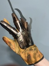 Rubie's Freddy Krueger Classic Glove a Nightmare On Elm Street Collectible