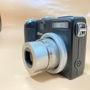 Nikon COOLPIX P5000 デジタルカメラ Amazon.co.jp: Nikon デジタルカメラ COOLPIX(クールピクス) P5000