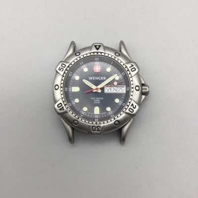 Wenger SMT Design Mens Watch 39mm Black Dial 200M Diver BROKEN