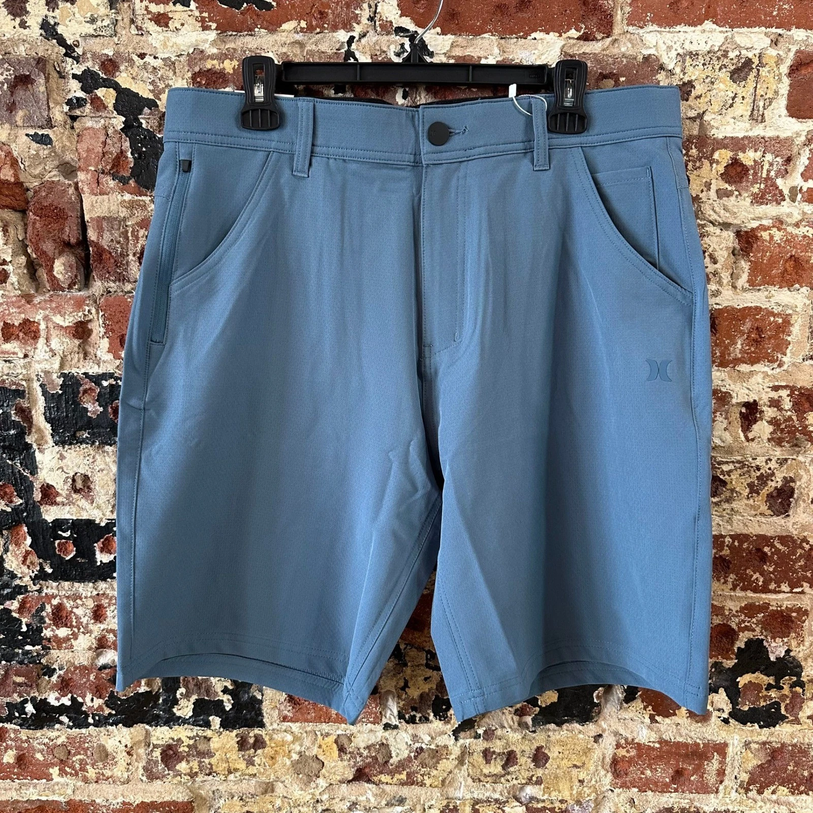 Hurley Men's 34 Shorts - All Day Hybrid Quick Dry 4 Way Stretch Blue NWT
Opens in a new window or ta